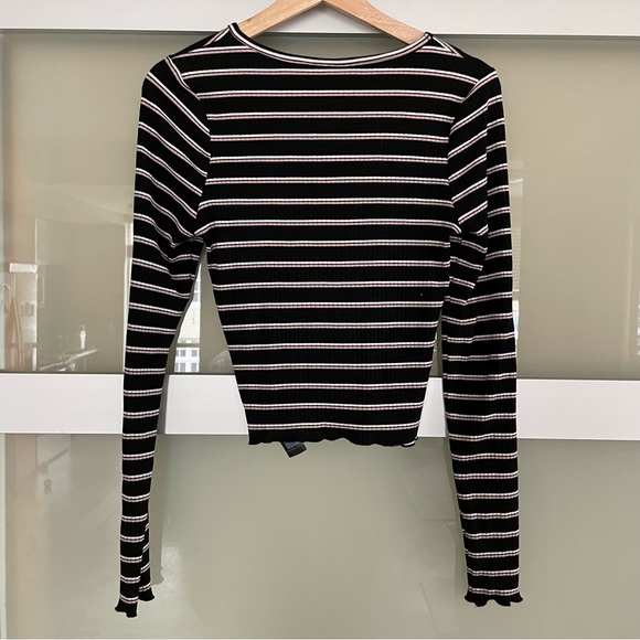 ASOS Long Sleeve Crop Top (M) - Picture 4 of 4